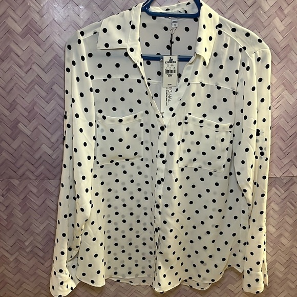 EXPRESS The Portofino Shirt Polka Dot, medium blouse, white and black, brand new - Picture 1 of 7